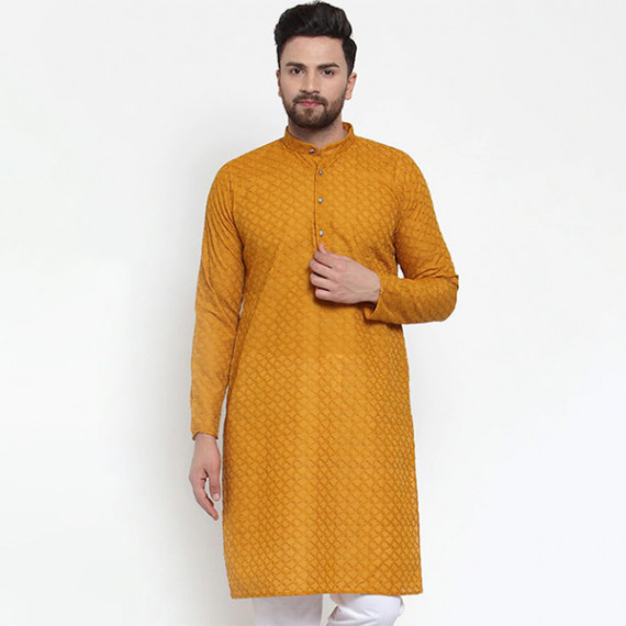 https://www.wavique.com/products/men-yellow-printed-straight-kurta