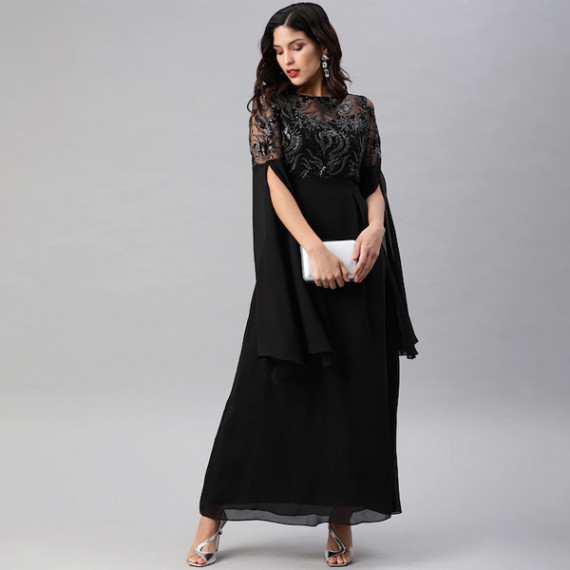 https://www.wavique.com/products/black-embellished-slit-sleeves-maxi-dress