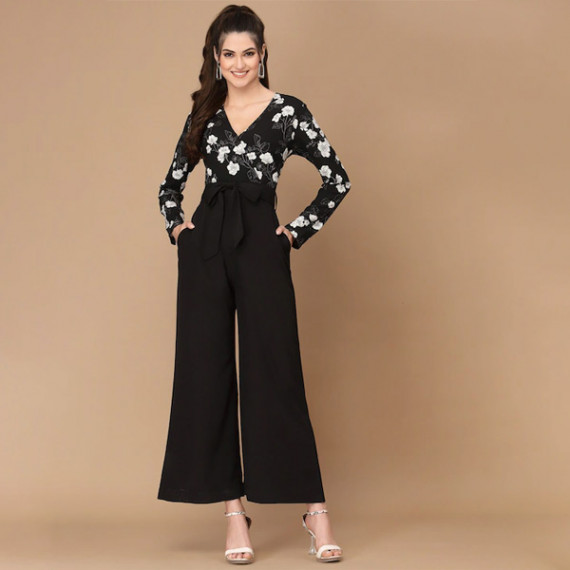 https://www.wavique.com/products/black-white-printed-basic-jumpsuit