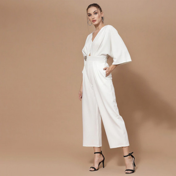 https://www.wavique.com/products/women-white-basic-jumpsuit
