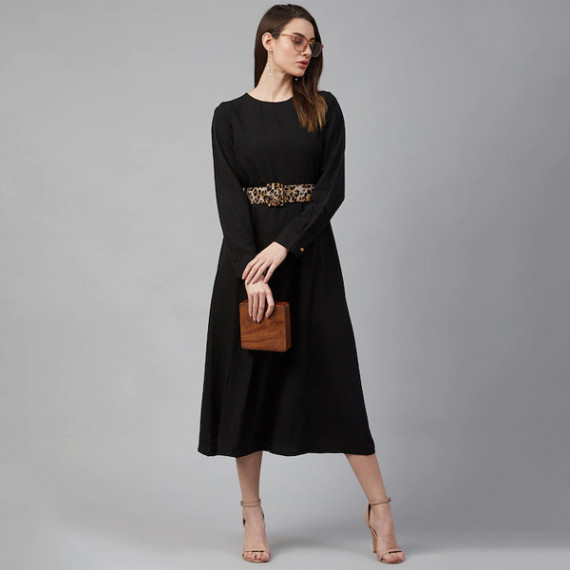 https://www.wavique.com/products/black-pleated-maxi-dress
