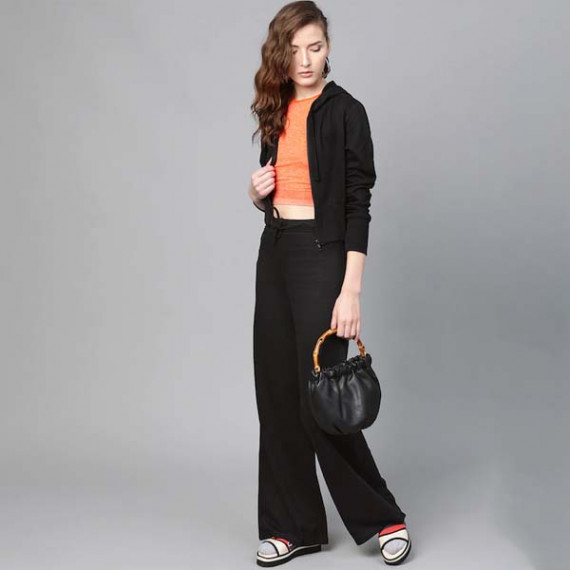 https://www.wavique.com/products/women-black-regular-fit-solid-wide-leg-track-pants