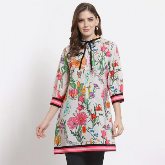 https://www.wavique.com/products/women-white-tunics