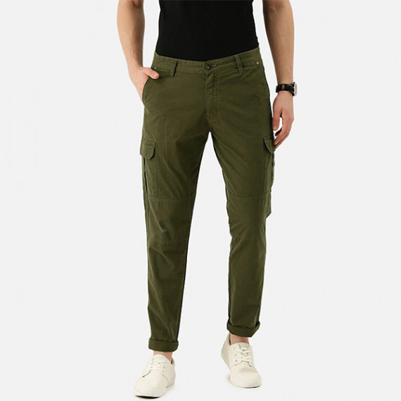 https://www.wavique.com/products/men-olive-slim-fit-pure-cotton-cargos-trousers