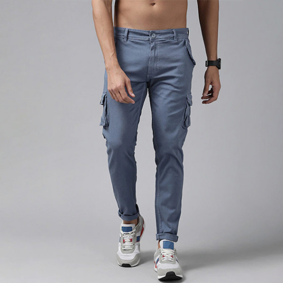 https://www.wavique.com/products/men-blue-solid-cargo-trousers