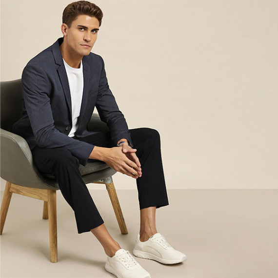 https://www.wavique.com/products/men-navy-blue-slim-fit-self-design-smart-casual-blazer