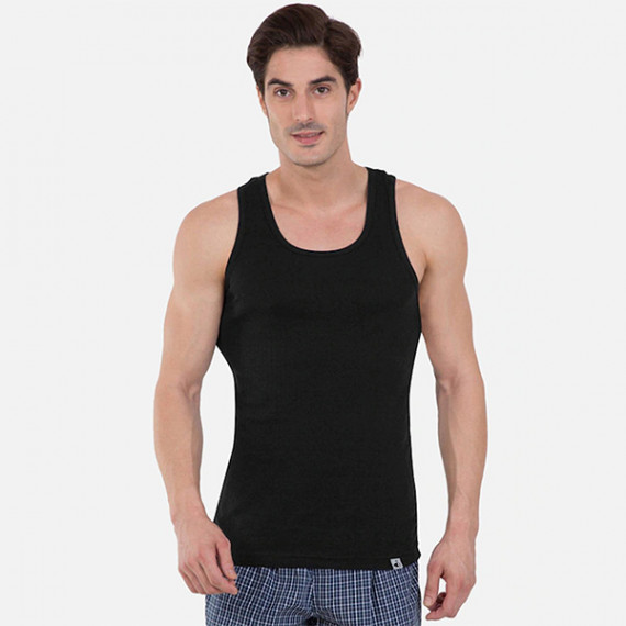 https://www.wavique.com/products/men-black-solid-racer-back-innerwear-vest-9922-0105