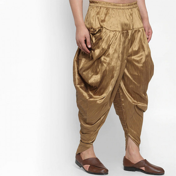 https://www.wavique.com/vi/products/men-gold-toned-solid-silk-dhotis