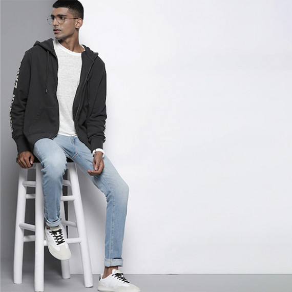 https://www.wavique.com/products/men-blue-skinny-fit-heavy-fade-stretchable-jeans