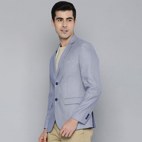 https://www.wavique.com/products/men-blue-self-design-textured-regular-fit-smart-casual-blazer