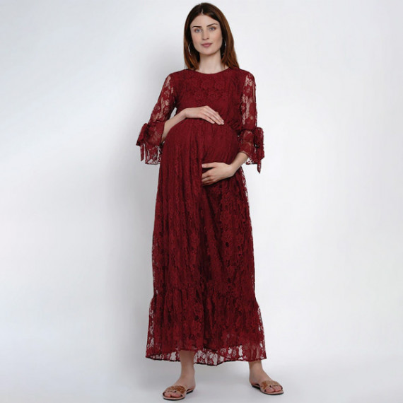 https://www.wavique.com/products/women-maroon-maternity-self-design-maxi-dress
