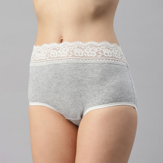 https://www.wavique.com/products/women-pack-of-5-lace-detail-hipster-briefs-t615016x