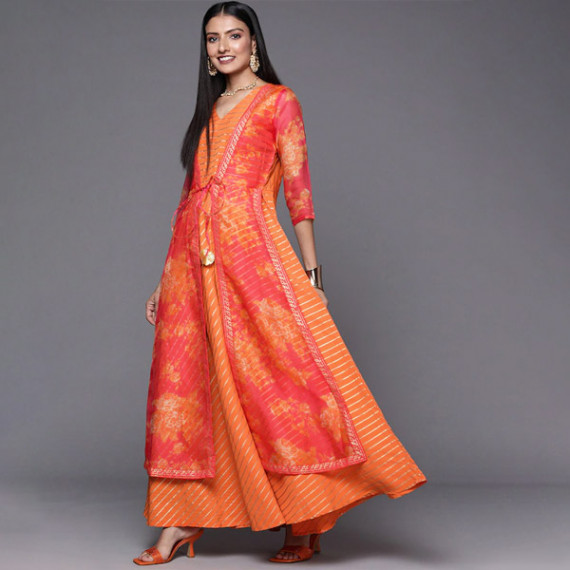 https://www.wavique.com/vi/products/orange-striped-ethnic-maxi-dress